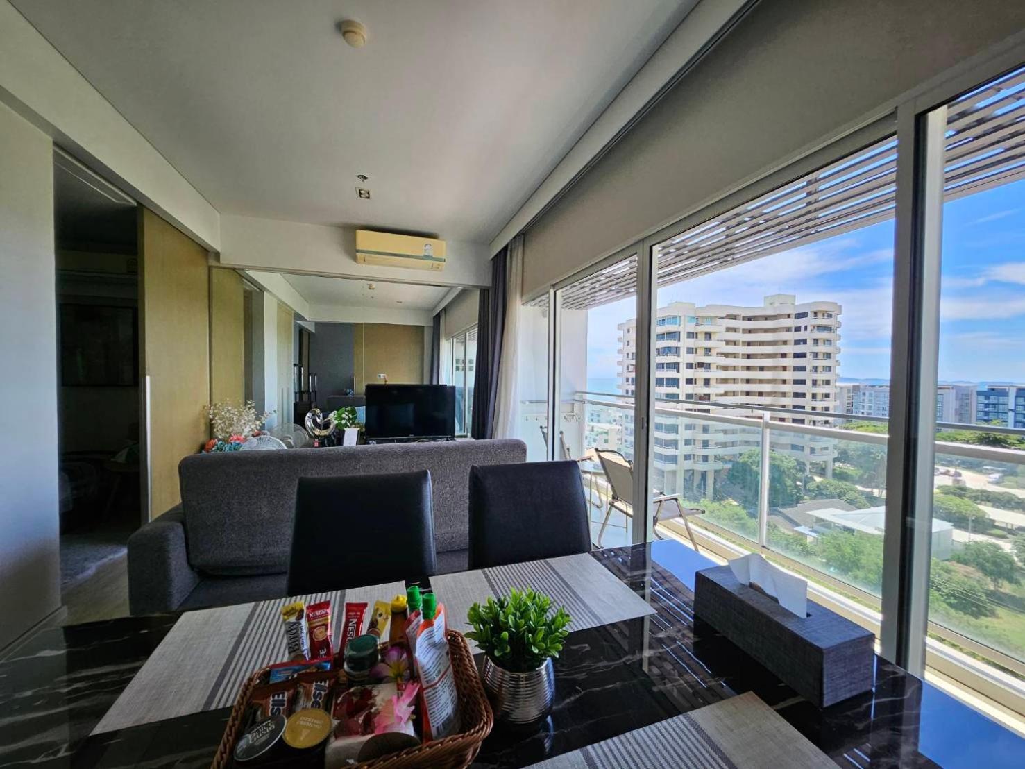 Apartment Veranda Sea View By Thita