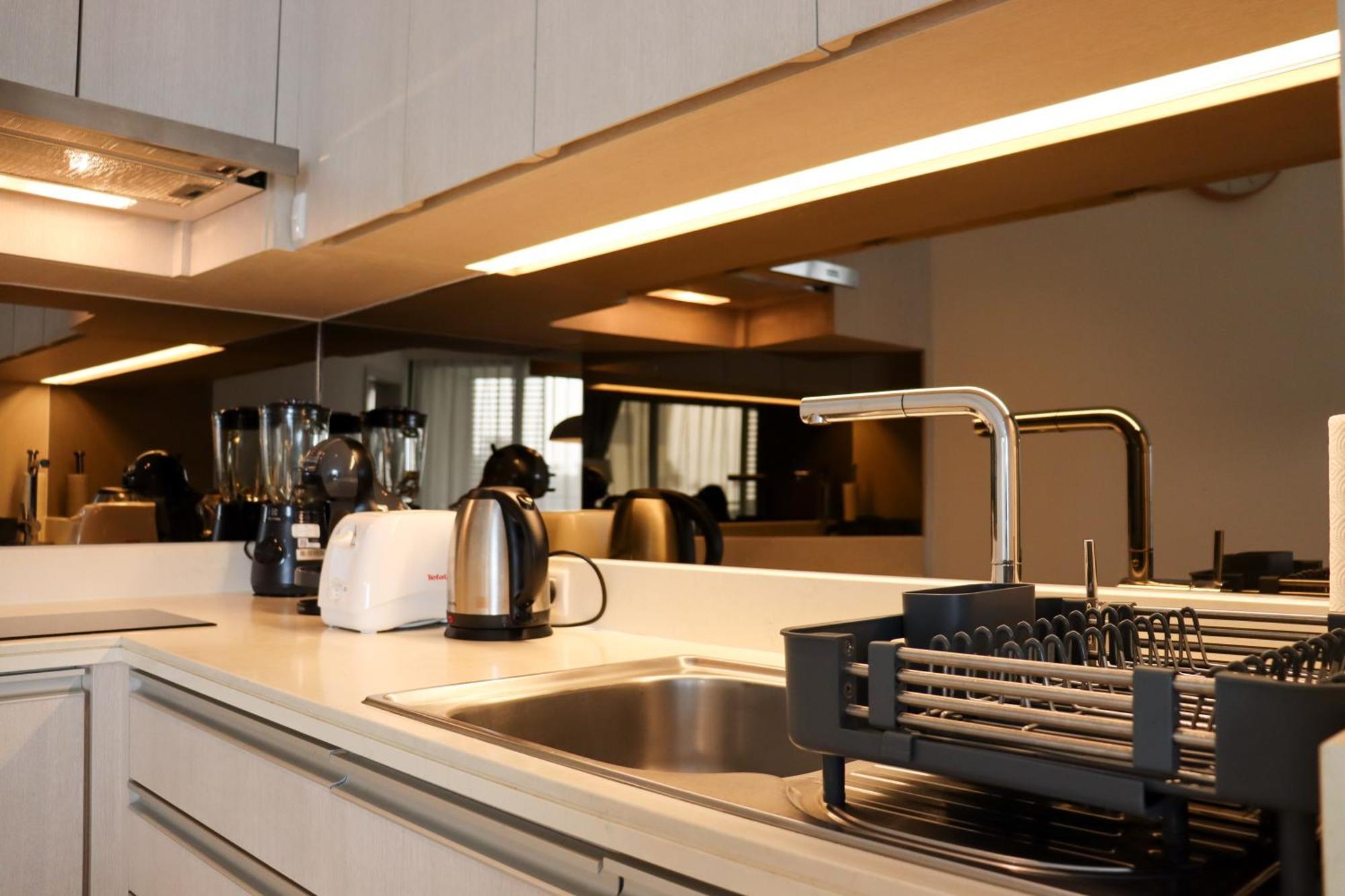 Cassia 1 Bedroom Sea View By Nla *