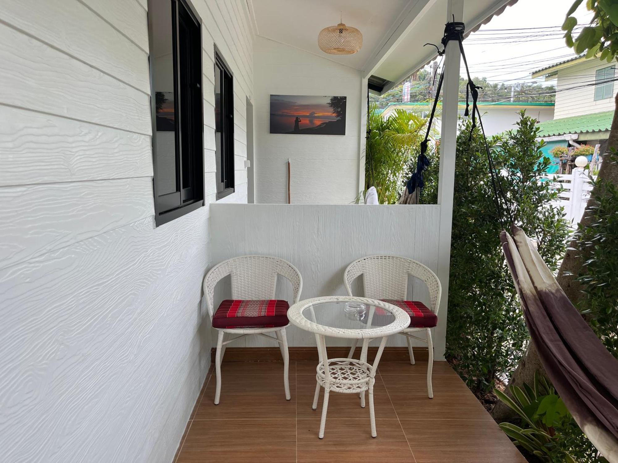 Lodge Namthip Homebeach