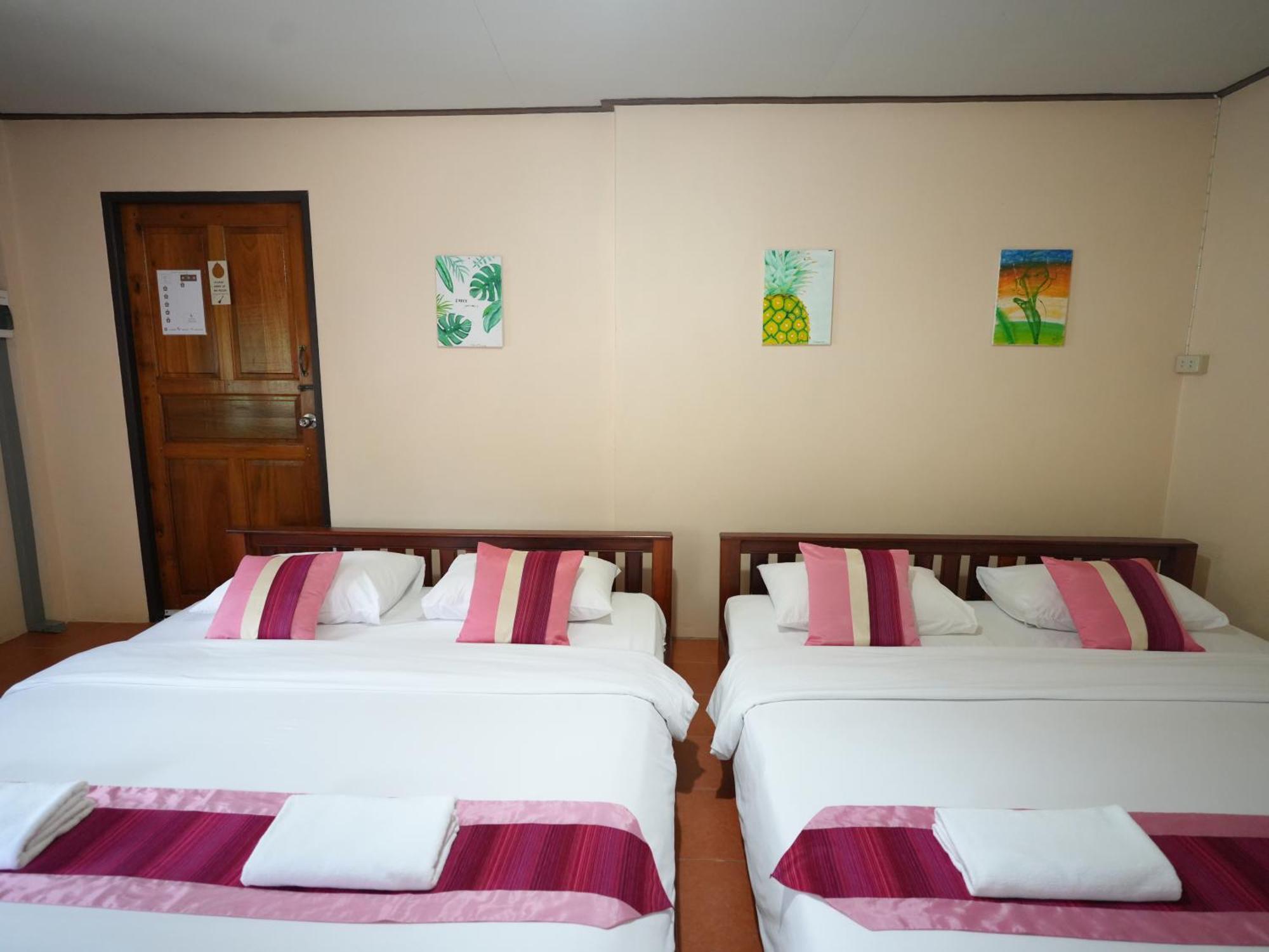 Baan Pun Sook Resort *