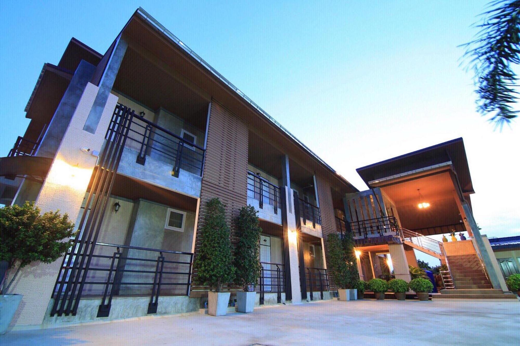 Hotel Nava Nakhon Nayok