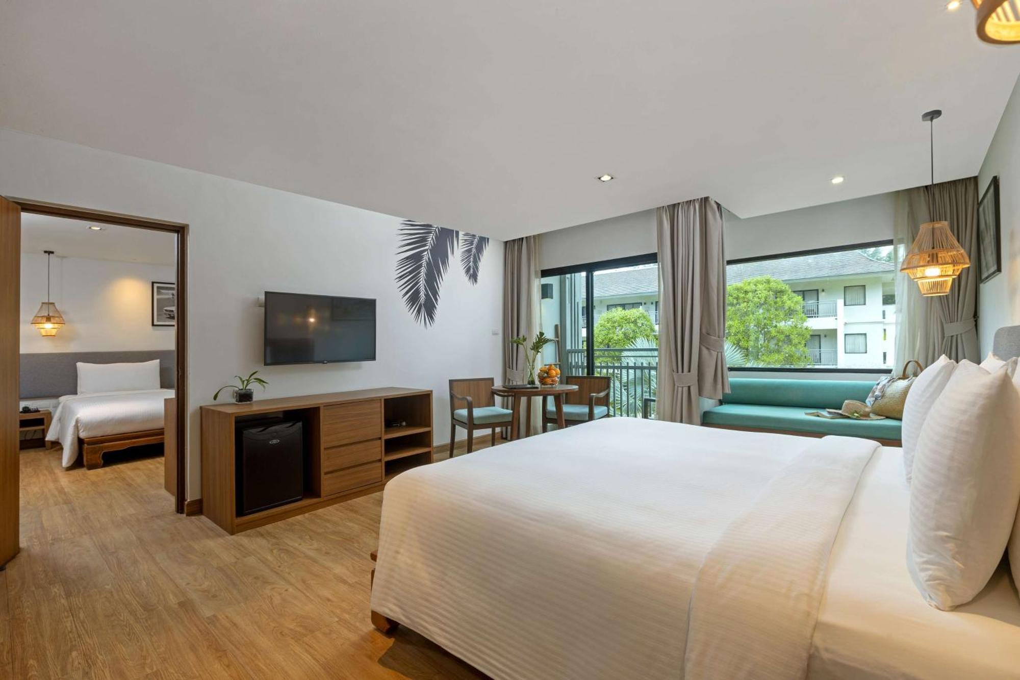 Outrigger - Sha Extra 5*