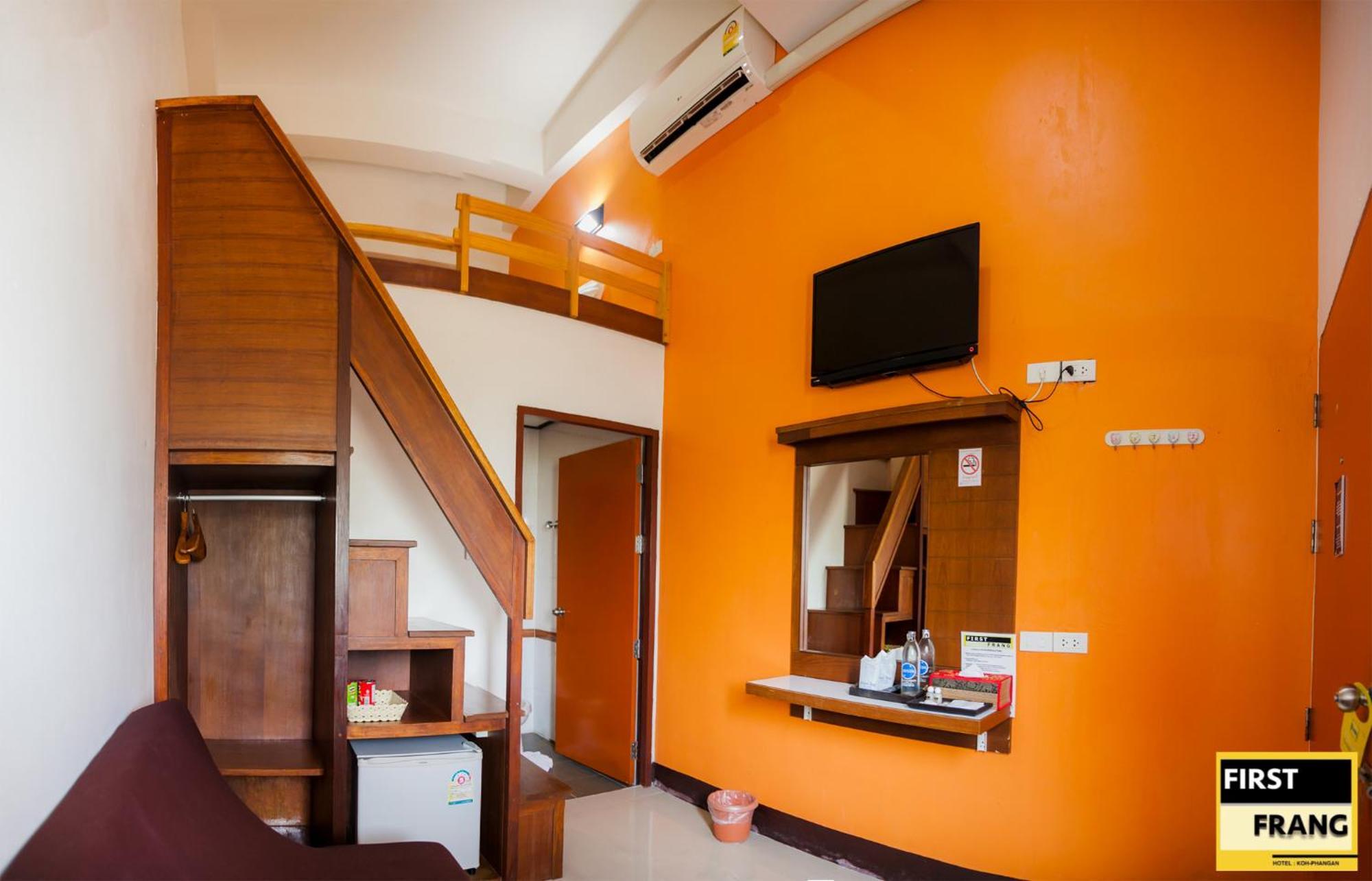 First And Frang - Koh Phangan Hotel Thongsala