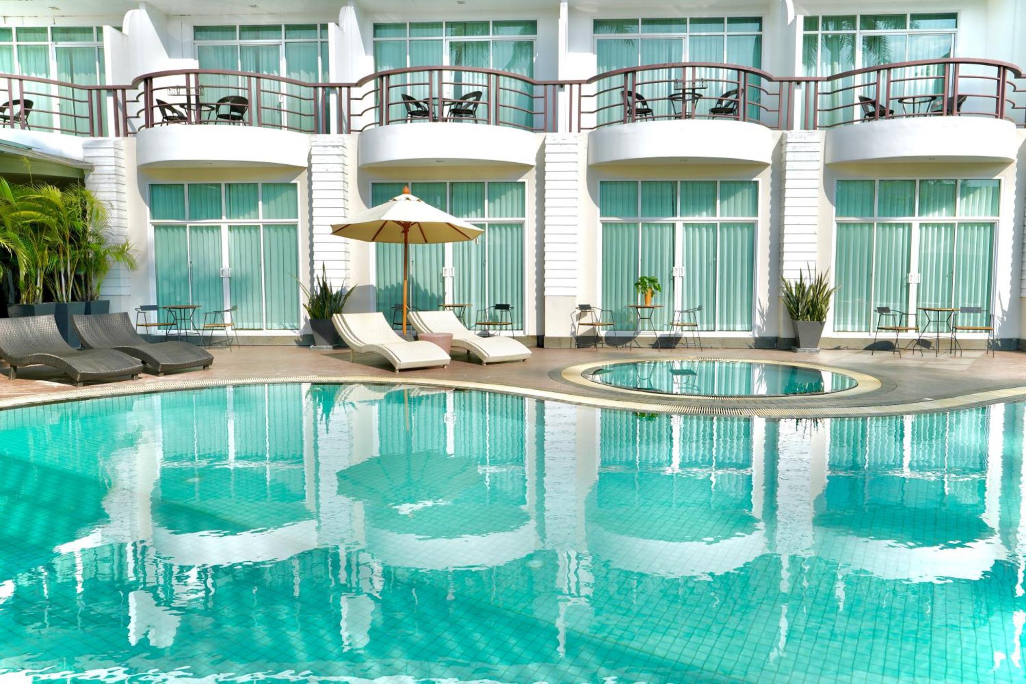 Hotel A-te - Sha Chumphon