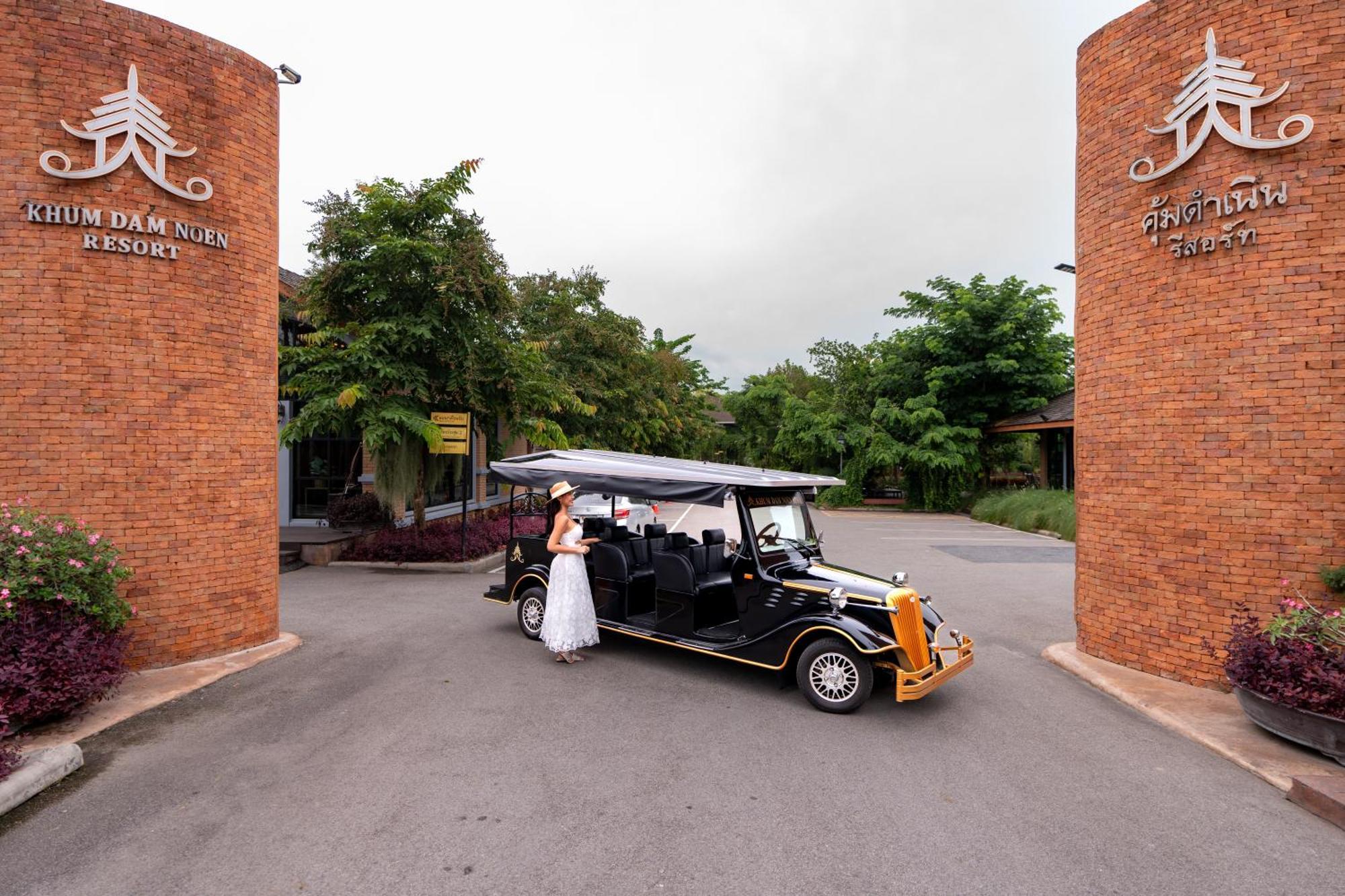 Khum Damnoen Resort 4*