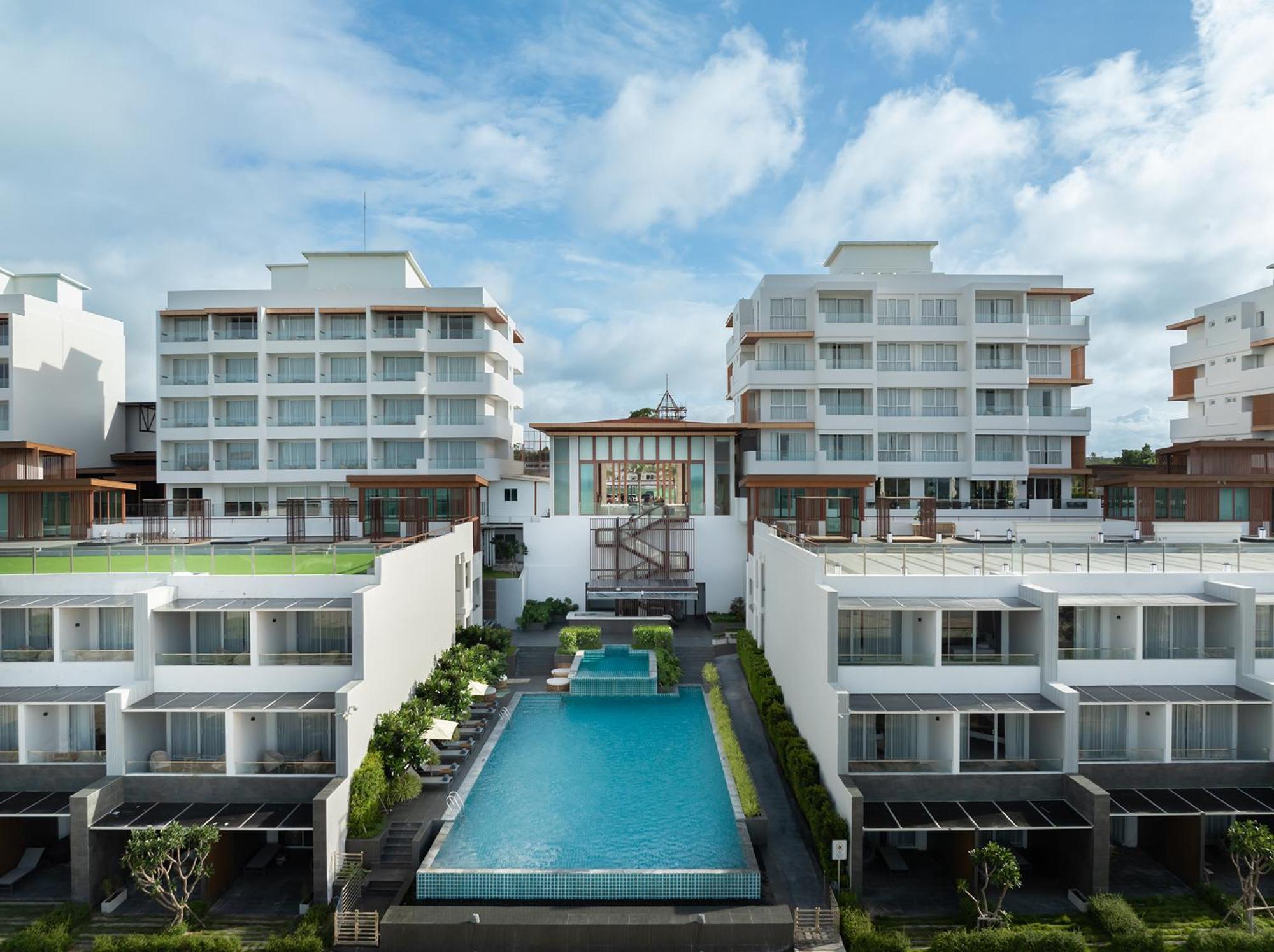 Hotel Eastin 4*