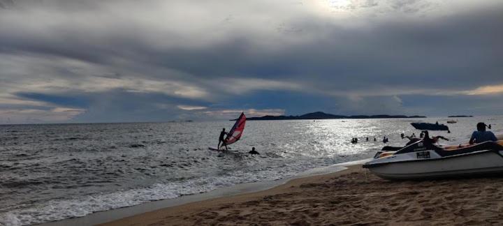 Pattaya Seaview Premium Apartment *