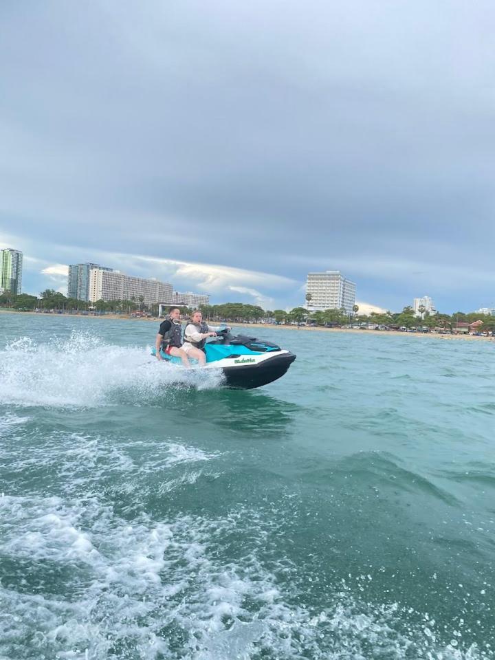 Pattaya Seaview Premium *
