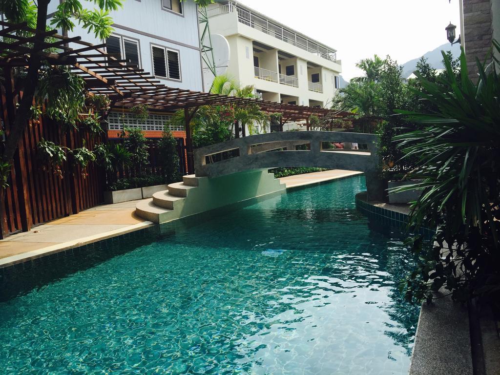 Jj Hotel