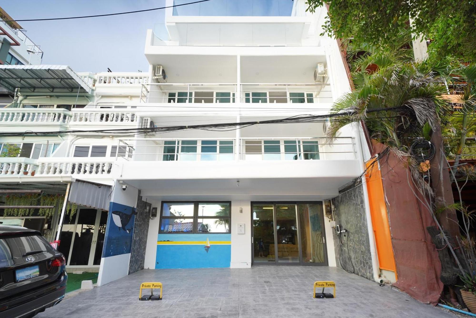 Surf House Pool * Na Chom Thian