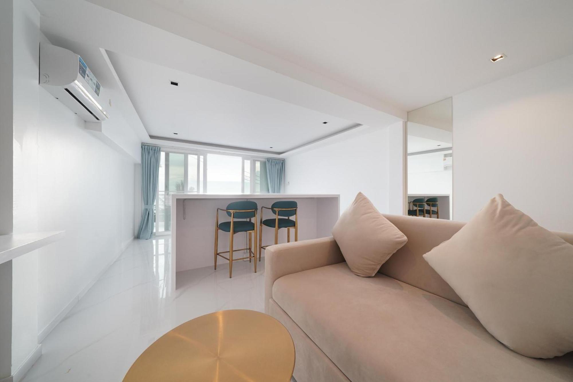 Surf House Pool Villa *