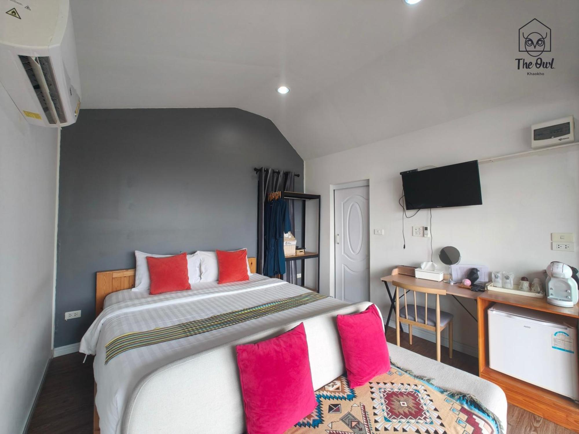 The Owl Khaokho Bed & Breakfast *