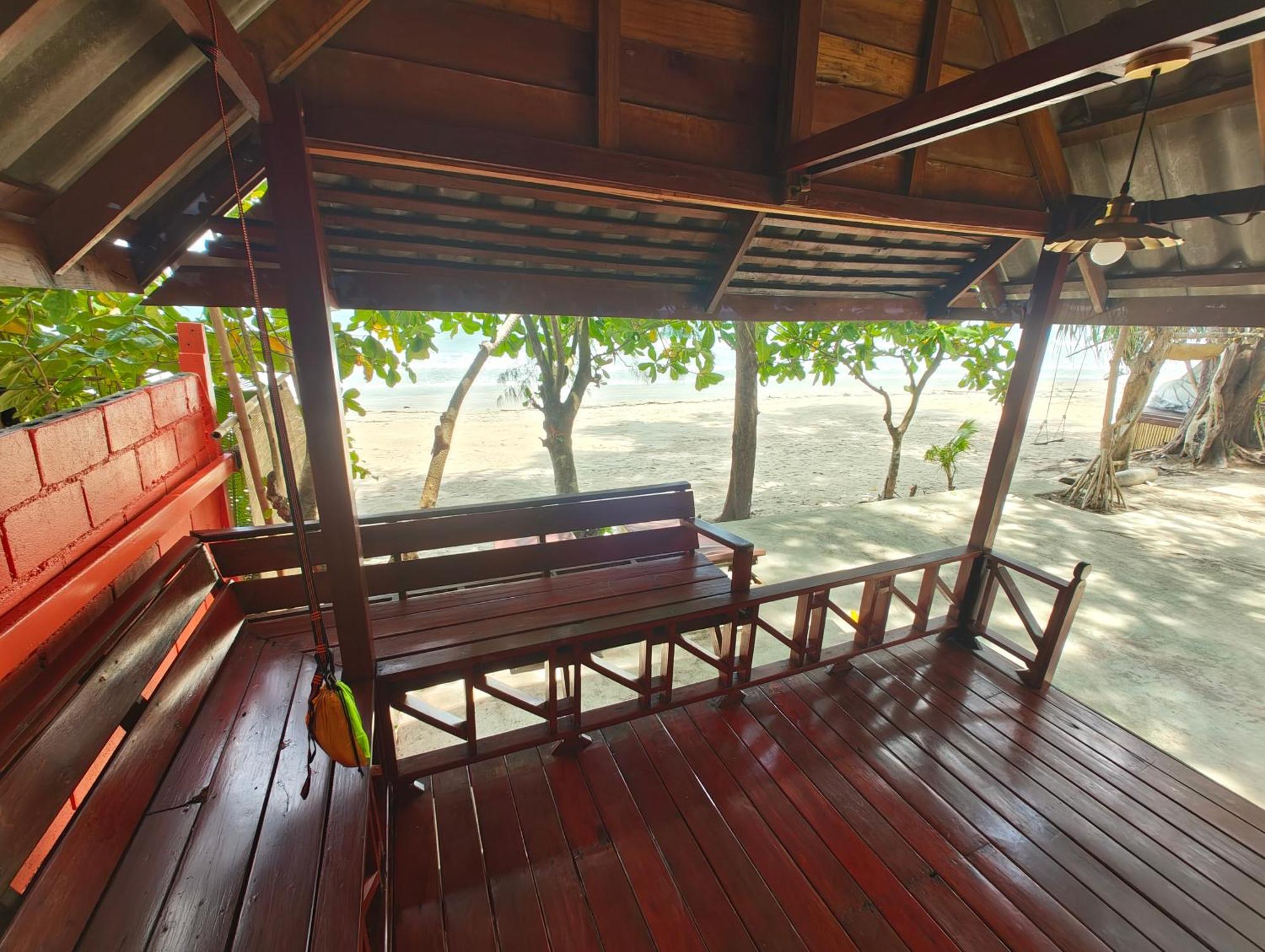 Resort Ziggy Stardust Koh Phayam