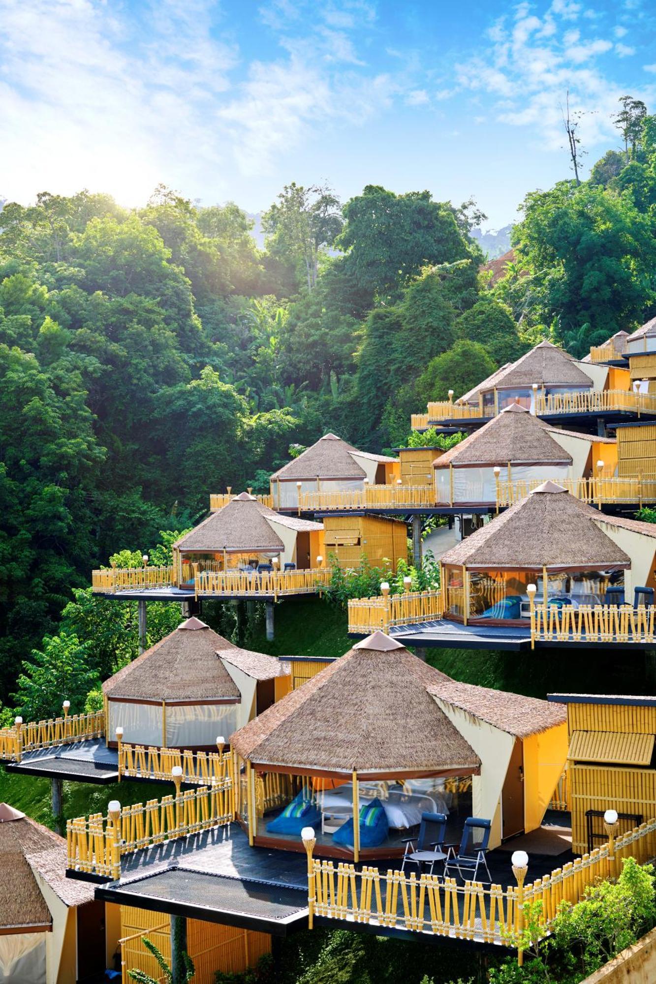 Beyond Skywalk Nangshi Resort Takua Thung
