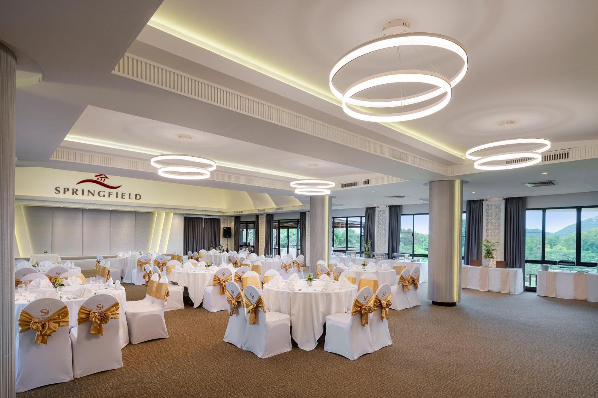 Springfield Village Golf & Resort 4*