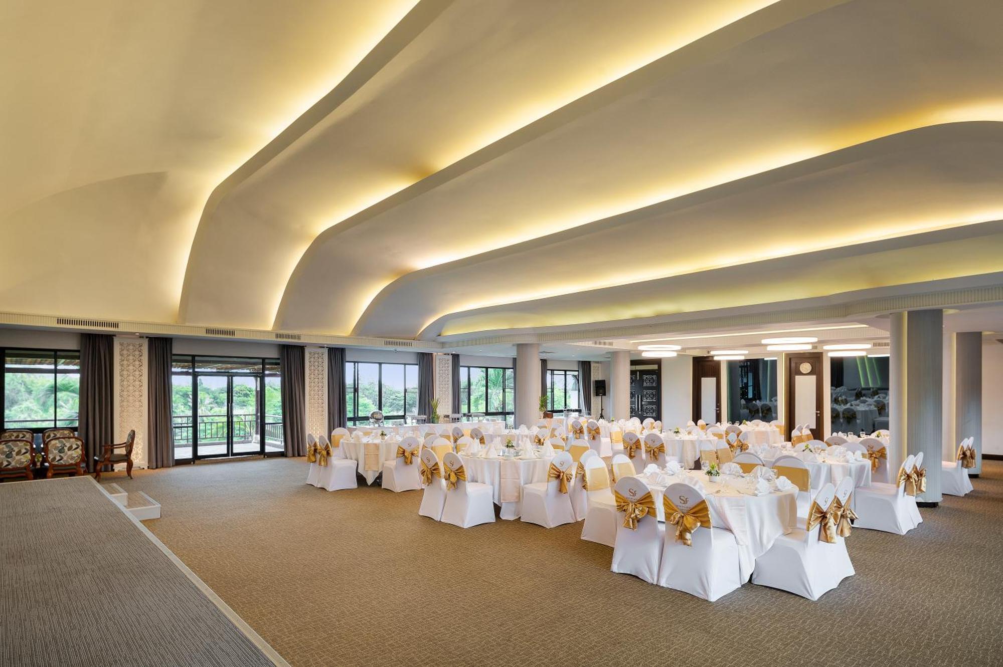 Resort Springfield Village Golf & 4*