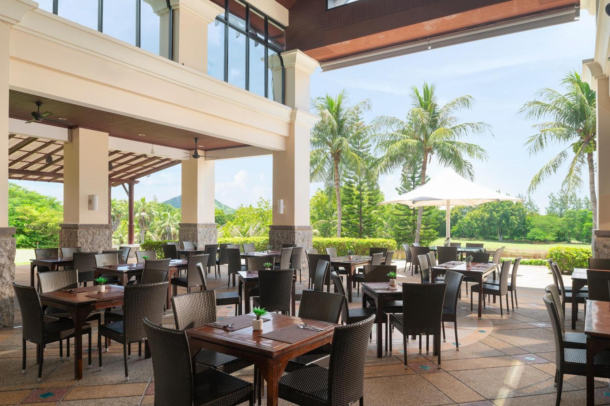 Resort Springfield Village Golf & 4*