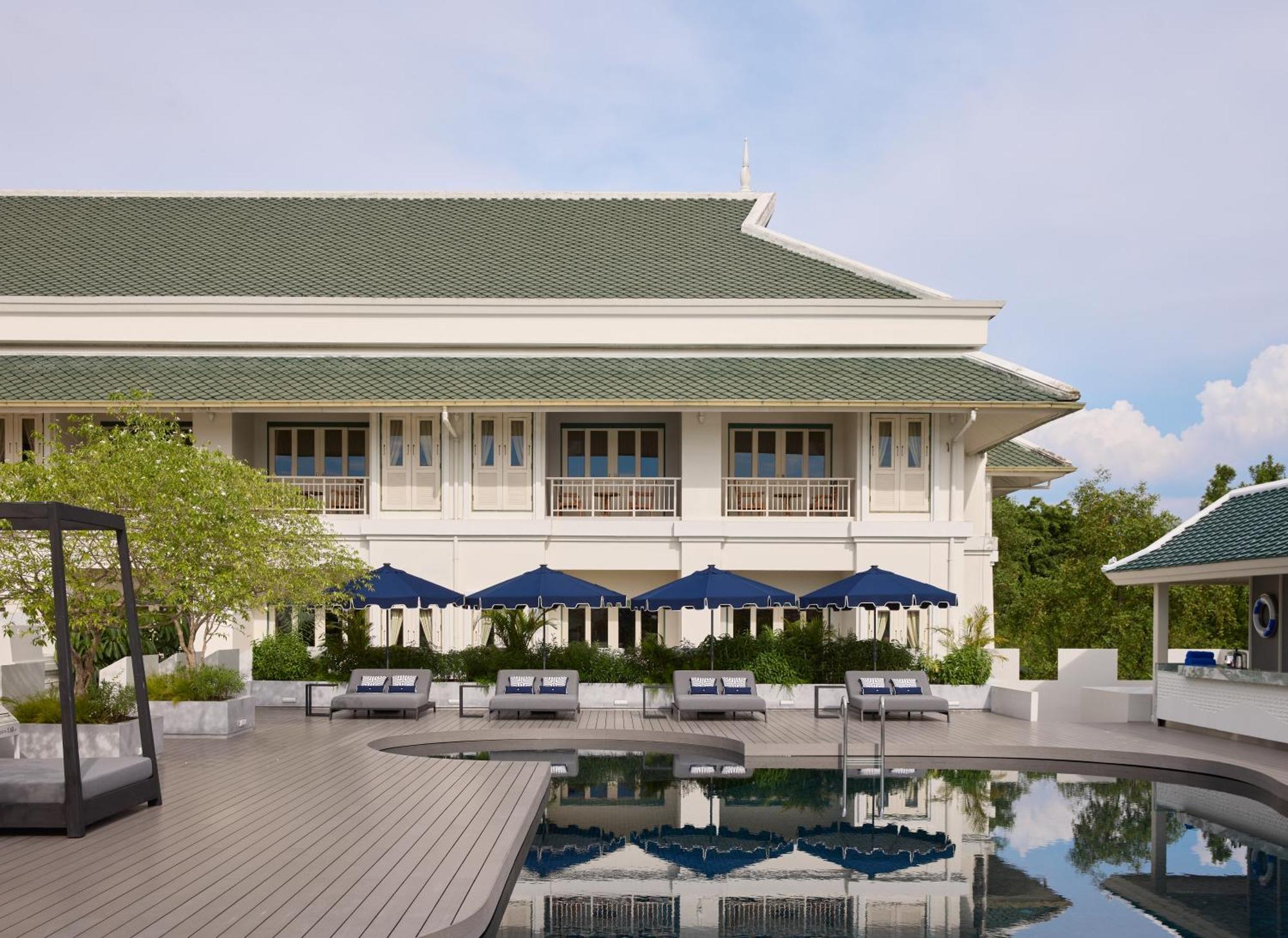 Kalanan Riverside Hotel