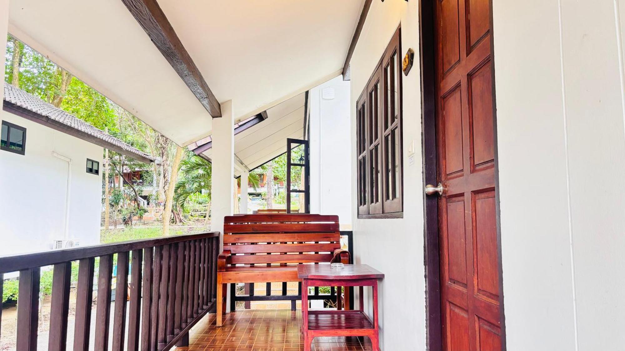 Vongdeuan Resort 3*