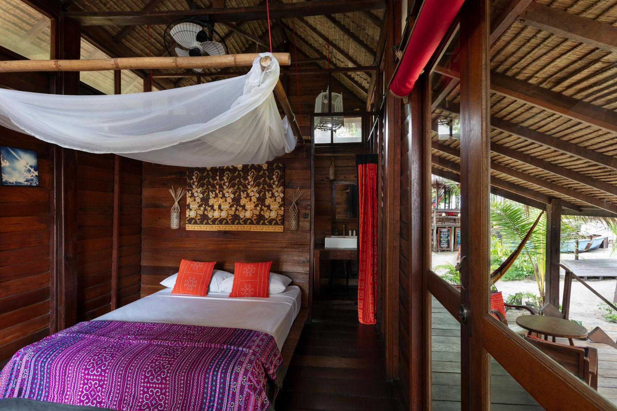 Castaway Resort