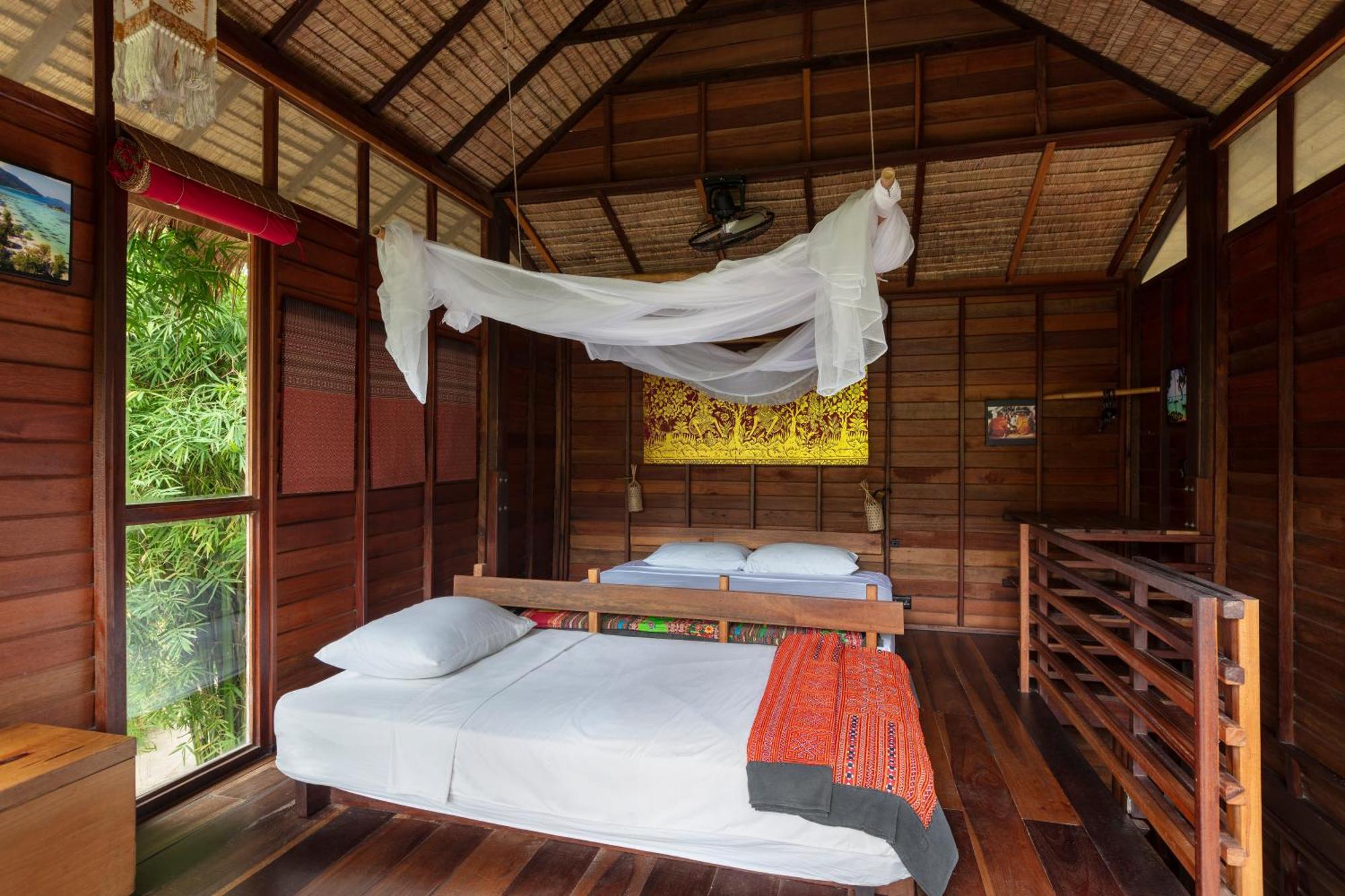 Resort Castaway