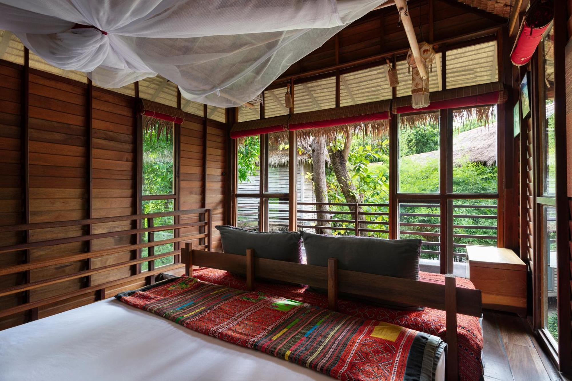 Castaway Resort 3*