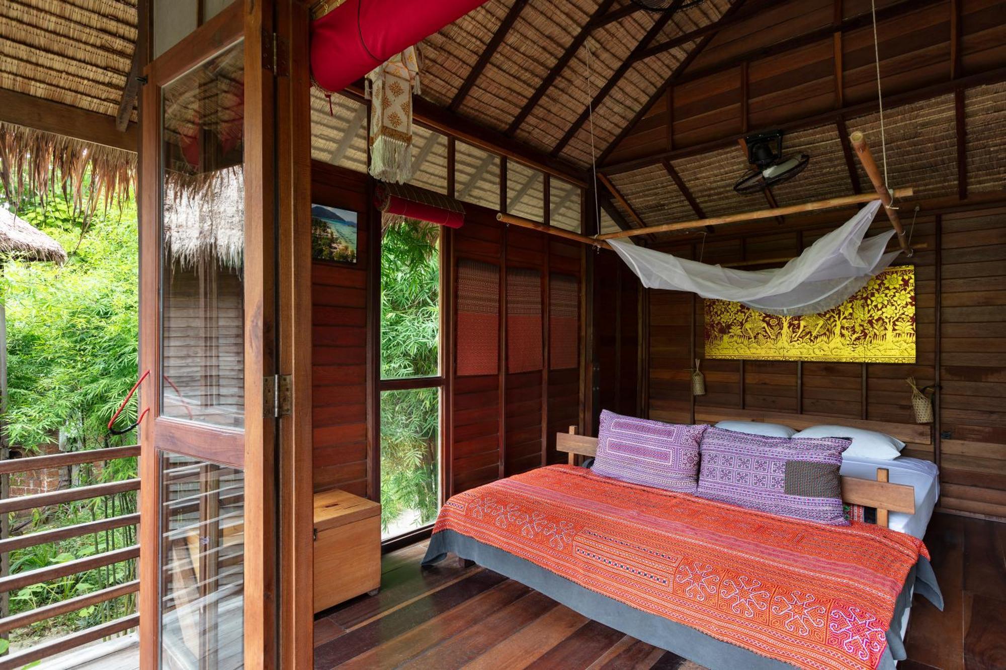 Resort Castaway 3*