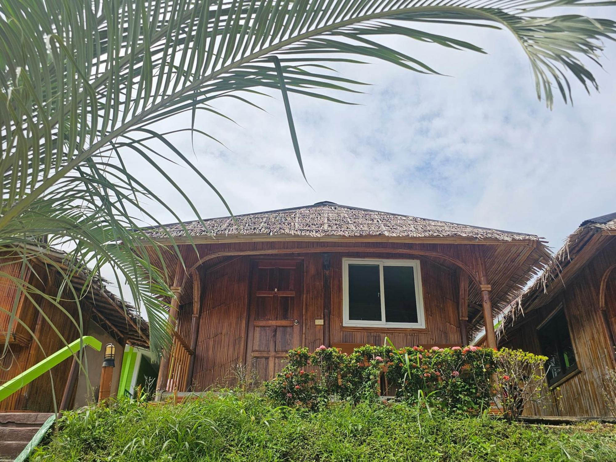 Guest house Hill  Lanta