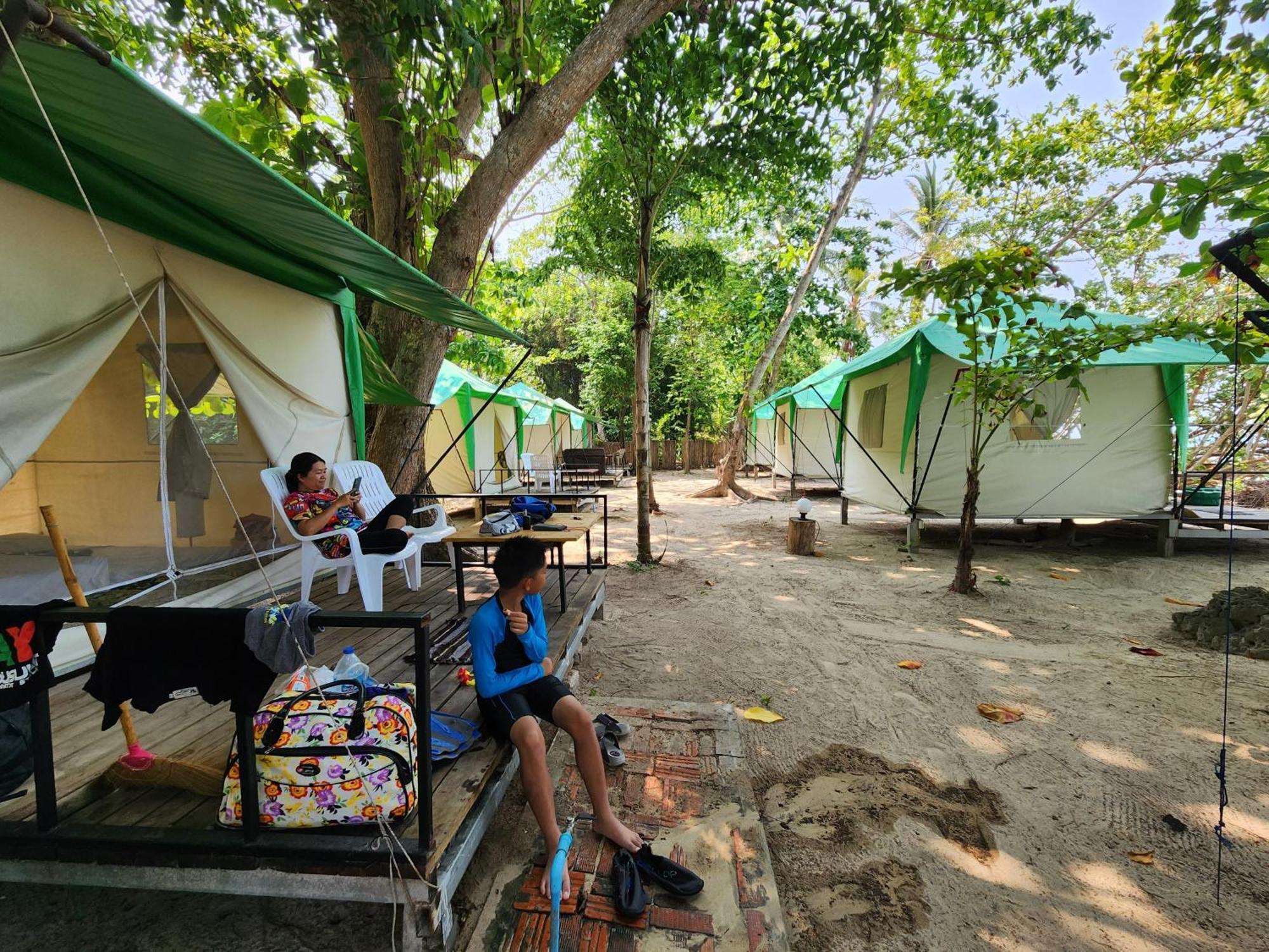 Campsite Restaurant @ Bar Koh Ngai