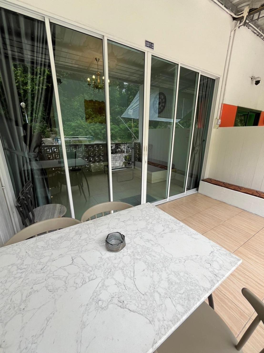 Holiday home Samed Your House Family