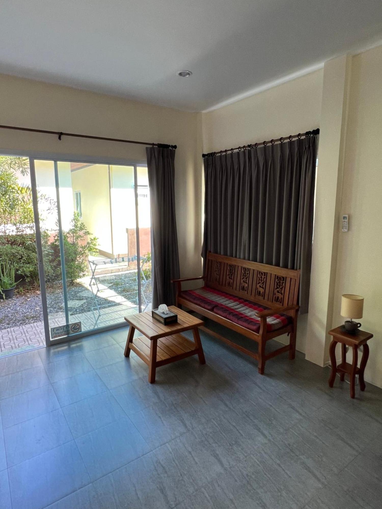 Apartment Bsk Lipa Noi