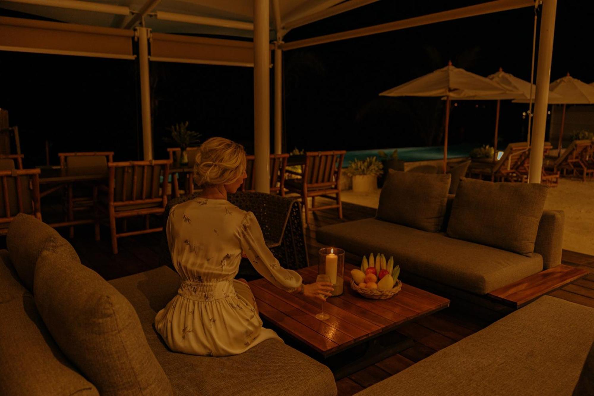Hotel Elite Atoll Beachfront 4*