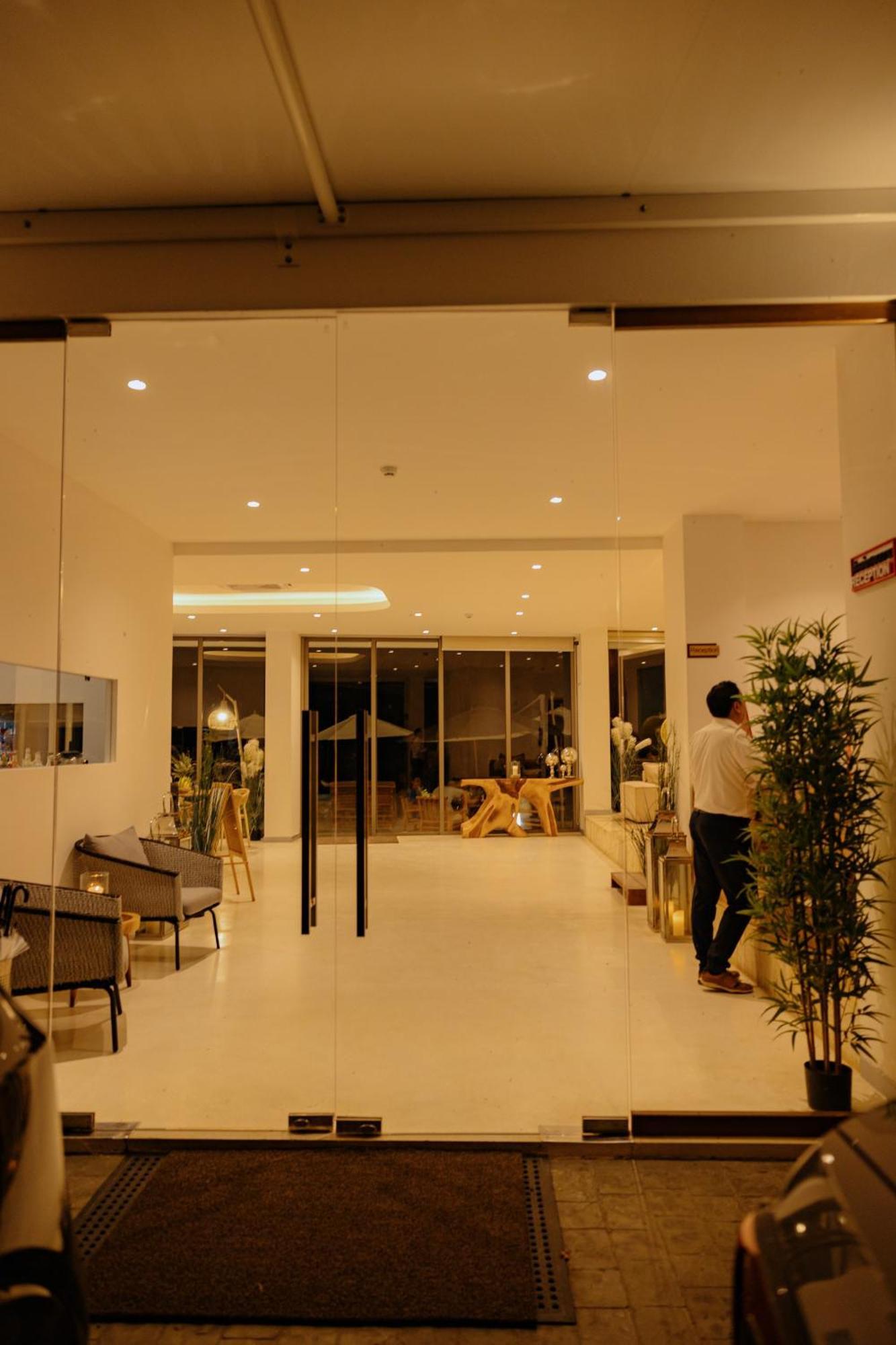 Hotel Elite Atoll Beachfront Khanom
