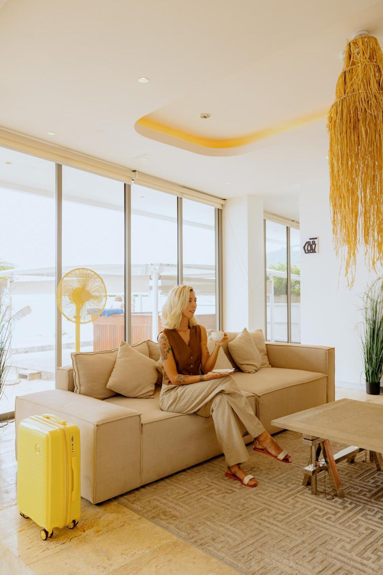 Hotel Elite Atoll Beachfront 4*