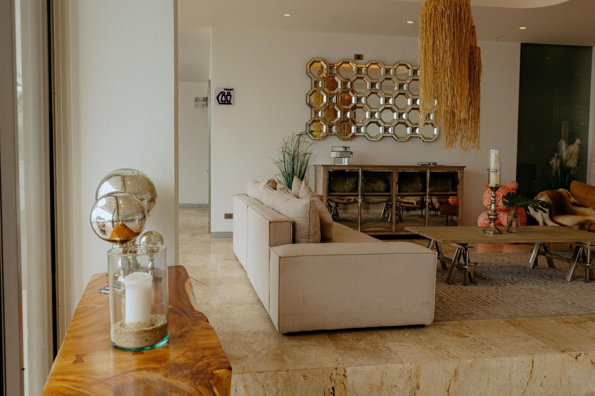 Elite Atoll Beachfront Hotel