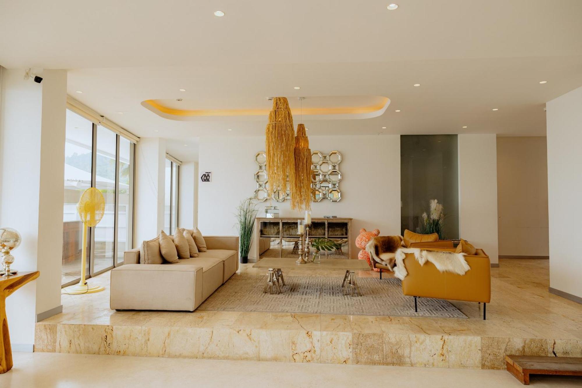 Elite Atoll Beachfront Hotel Khanom
