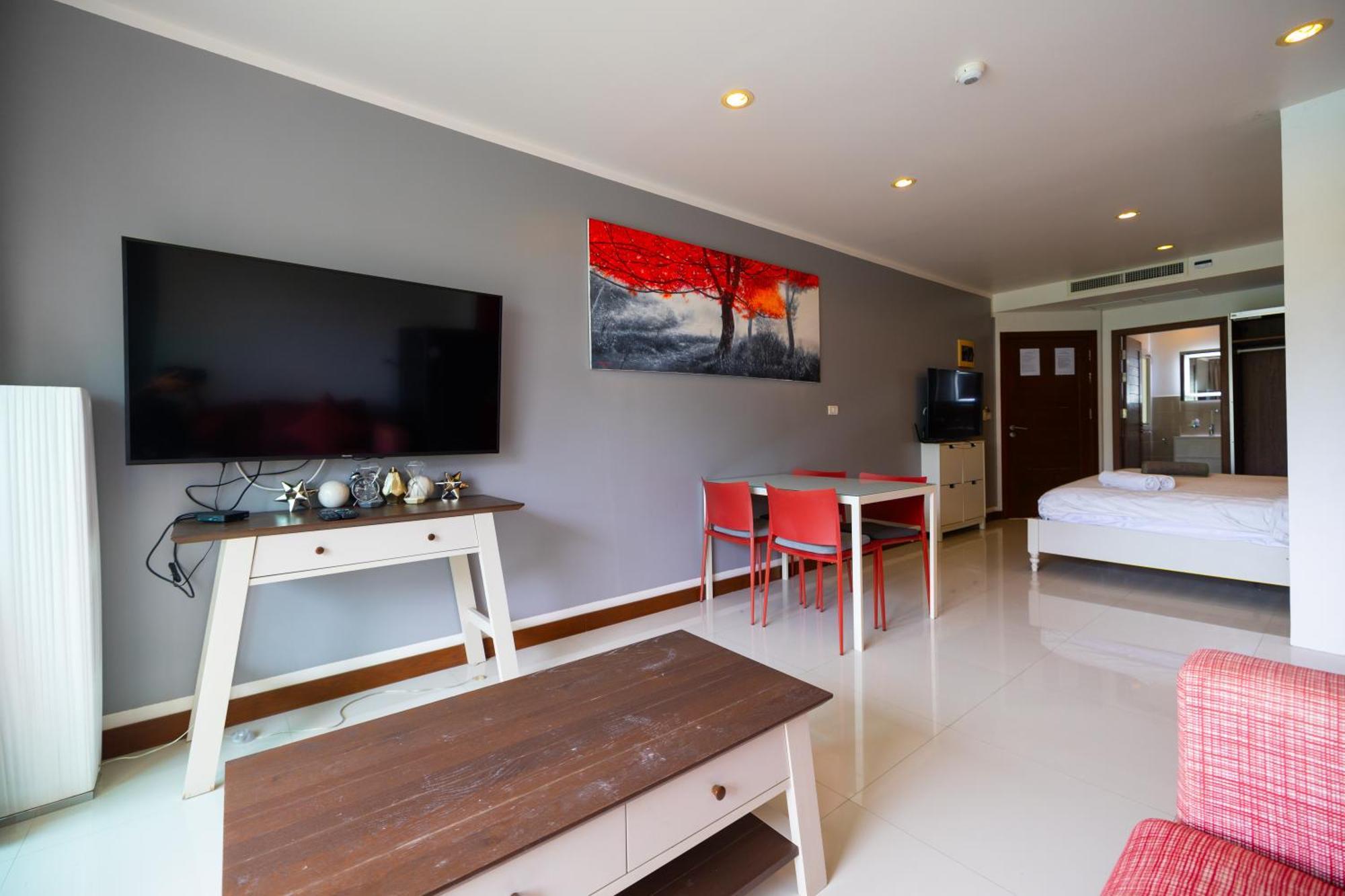 Apartment Butterfly Oceanic Karon Phuket