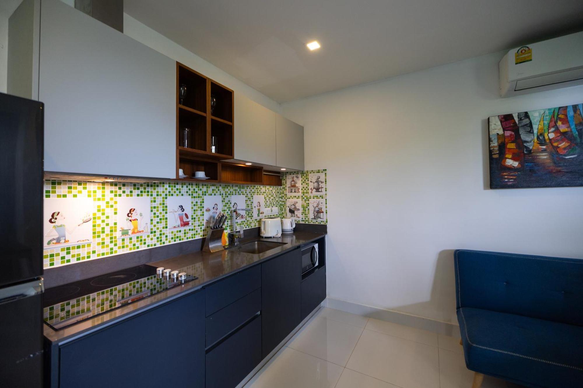 Butterfly Oceanic Karon Phuket Apartment *