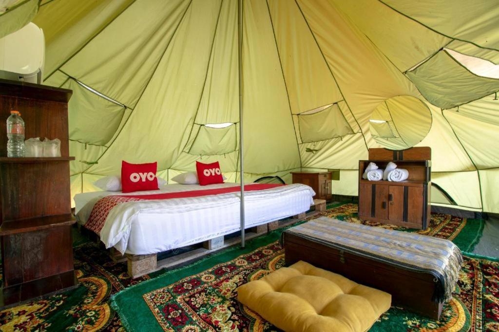 Oyo 75374 Baan Rak Mai Hotel