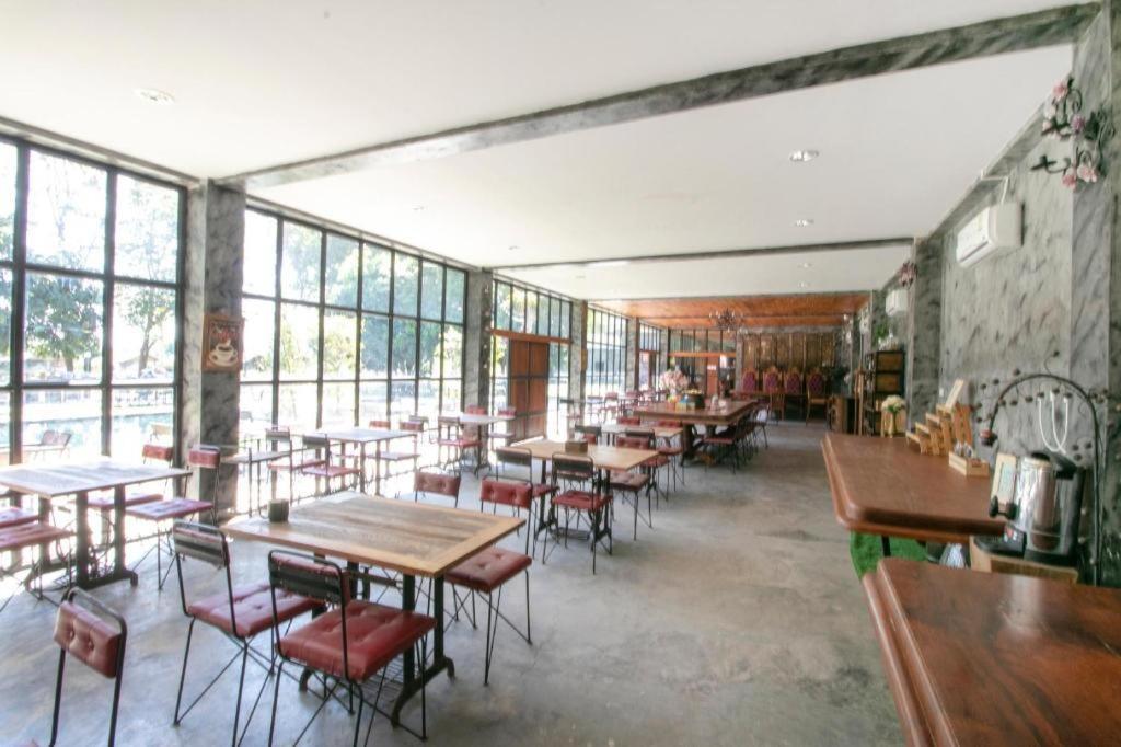 Hotel Oyo 75374 Baan Rak Mai