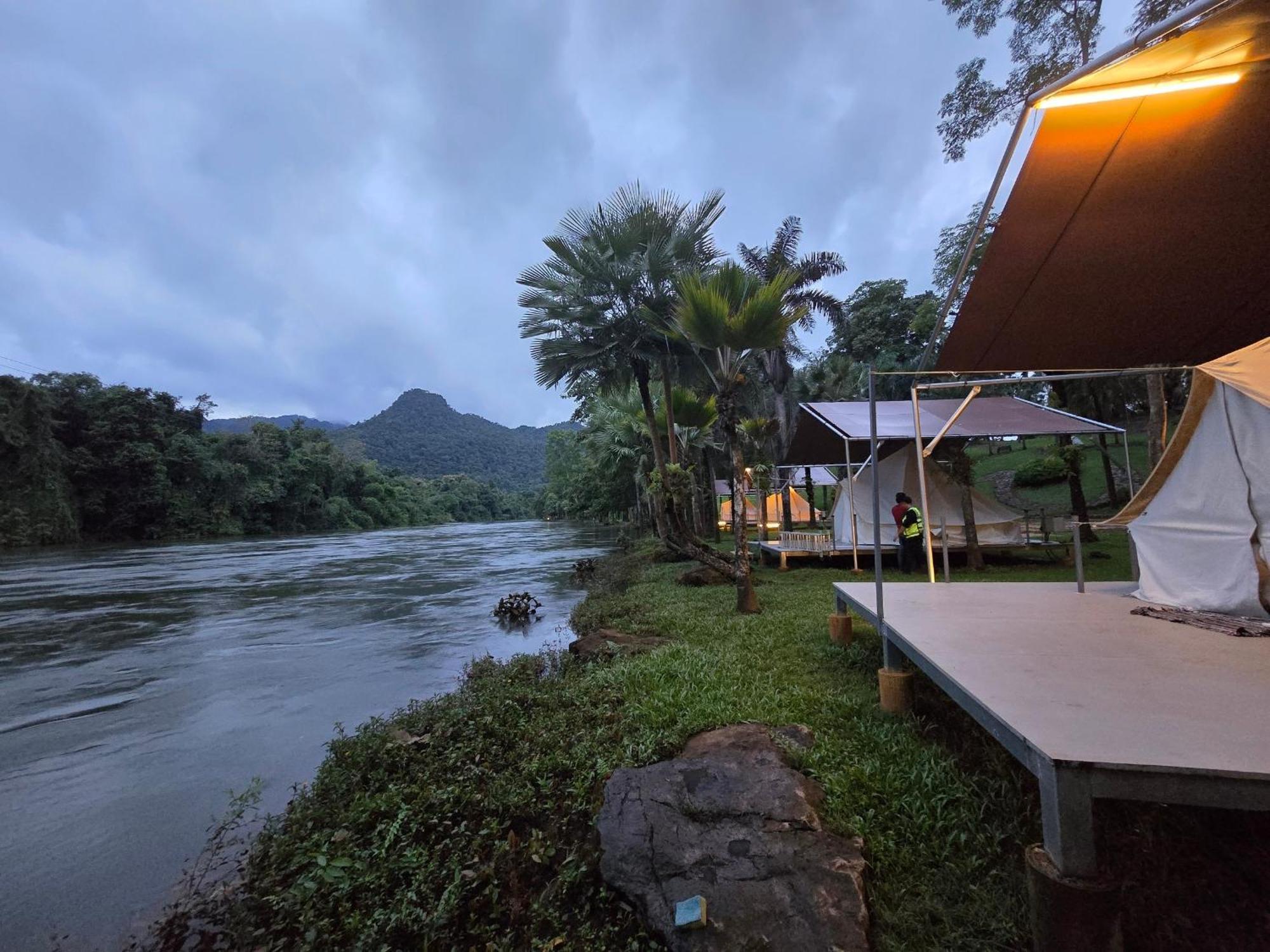 Puprai Tarnnarm Resort Thong Pha Phum