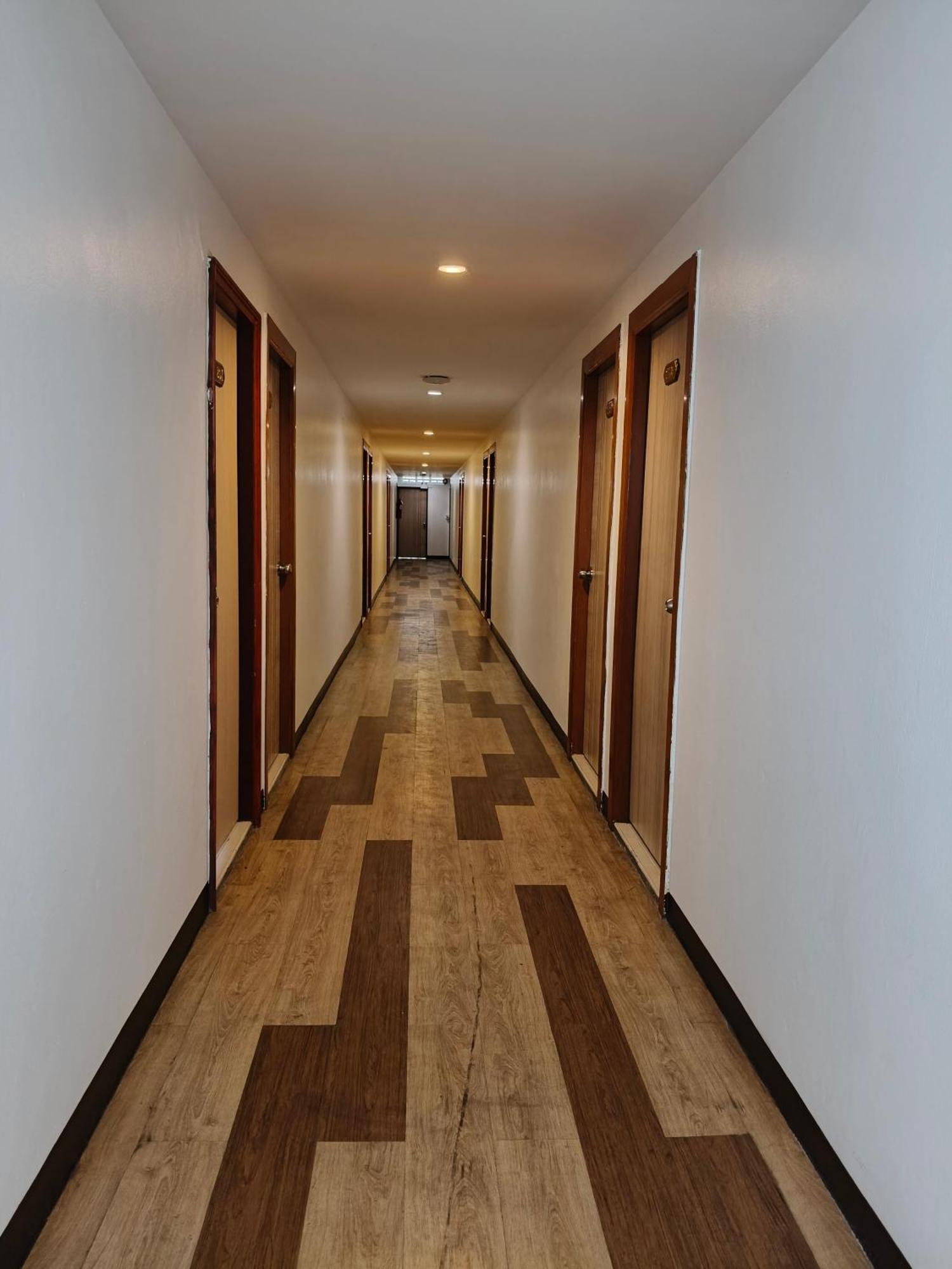 Guest house Smile Court By Mike Group Pattaya