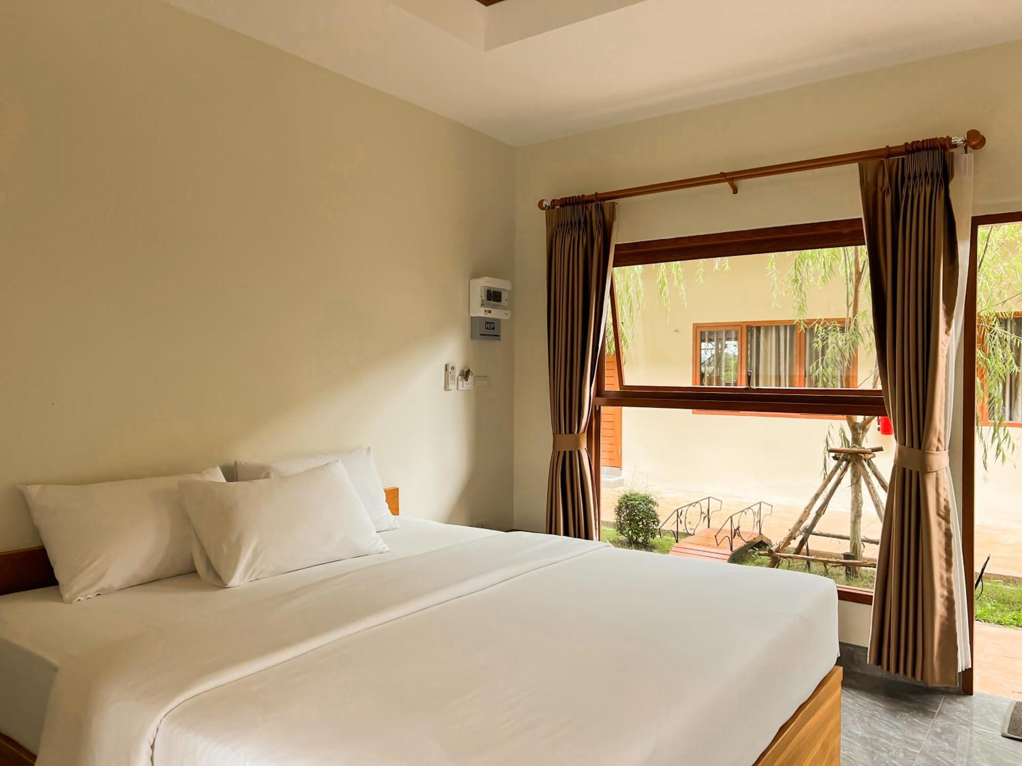Resort Tachang Airport