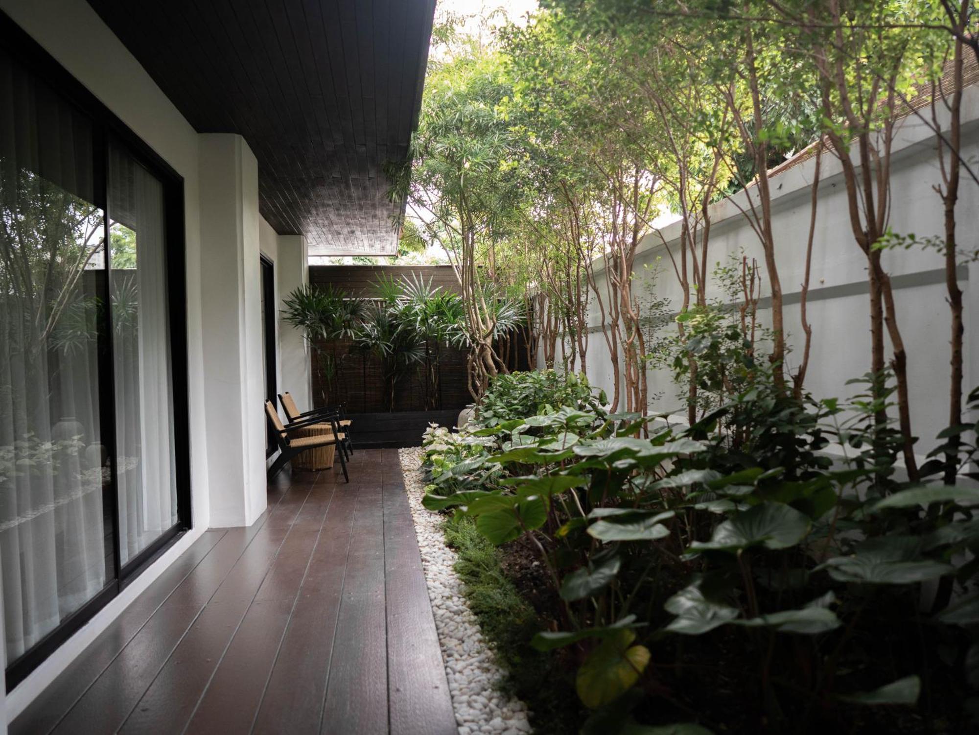 Hotel Burirattana Hotel-an Adults Only Chiang Mai