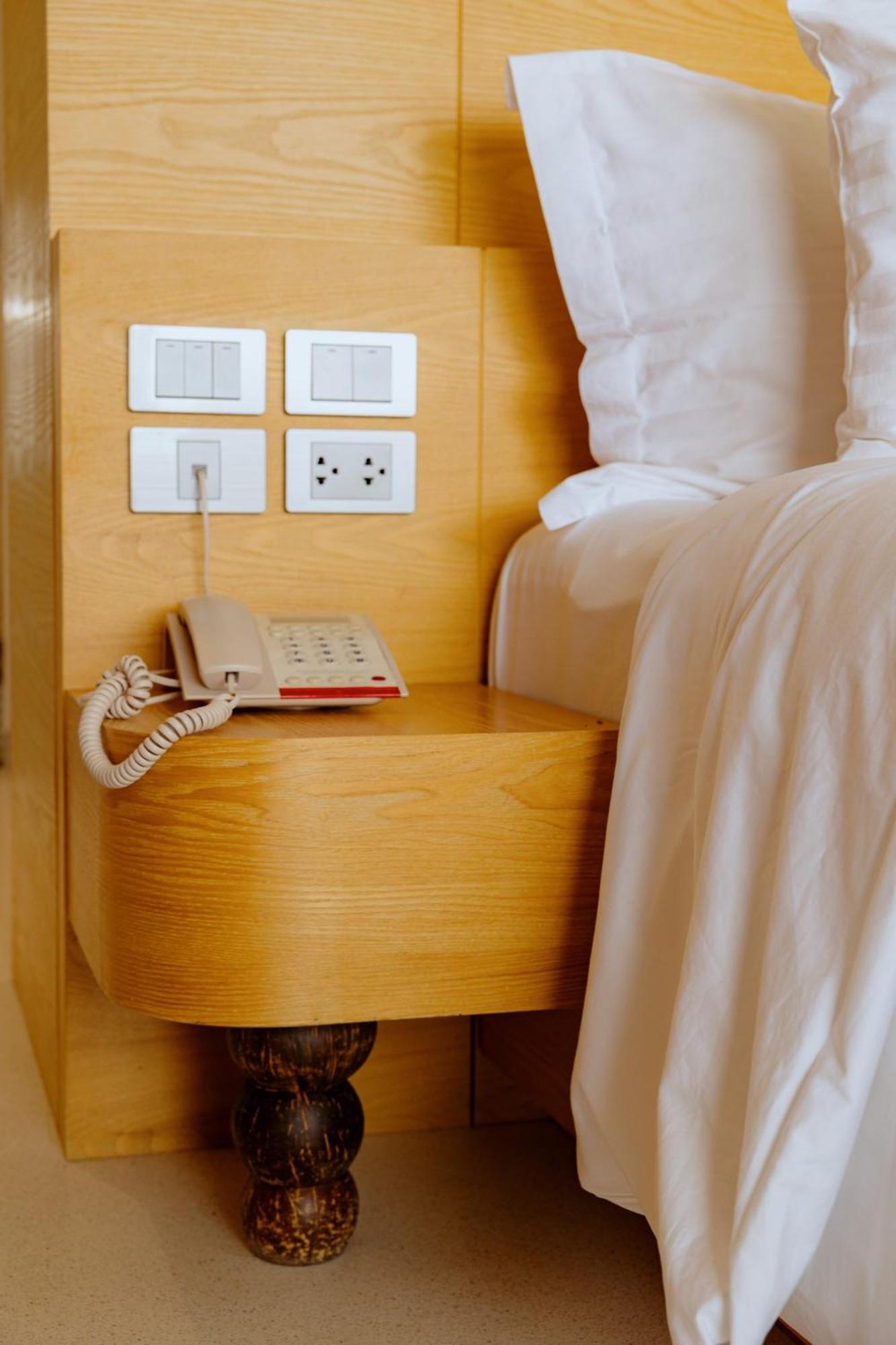 Elite Atoll Beachfront Hotel