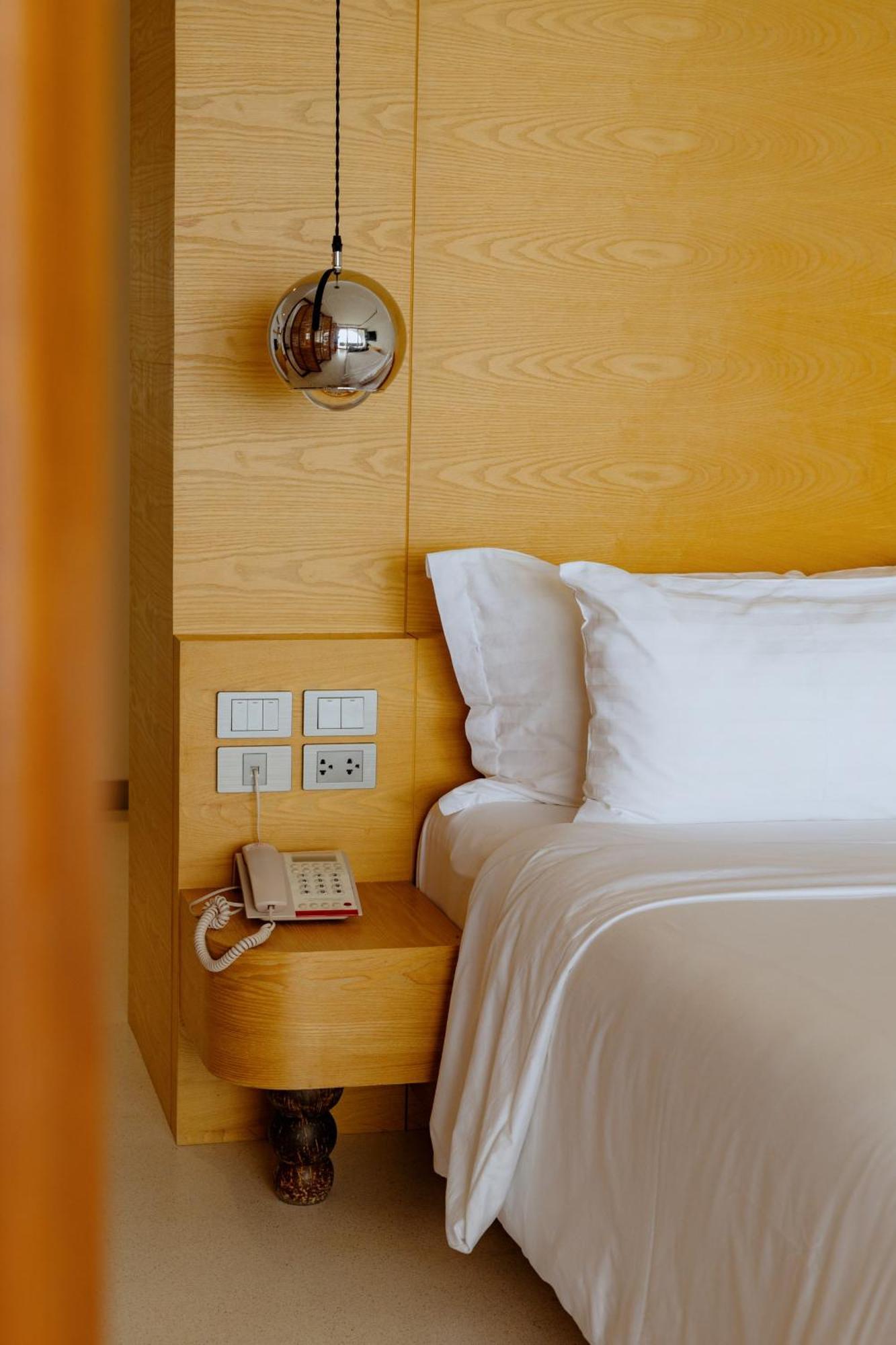 Elite Atoll Beachfront Hotel