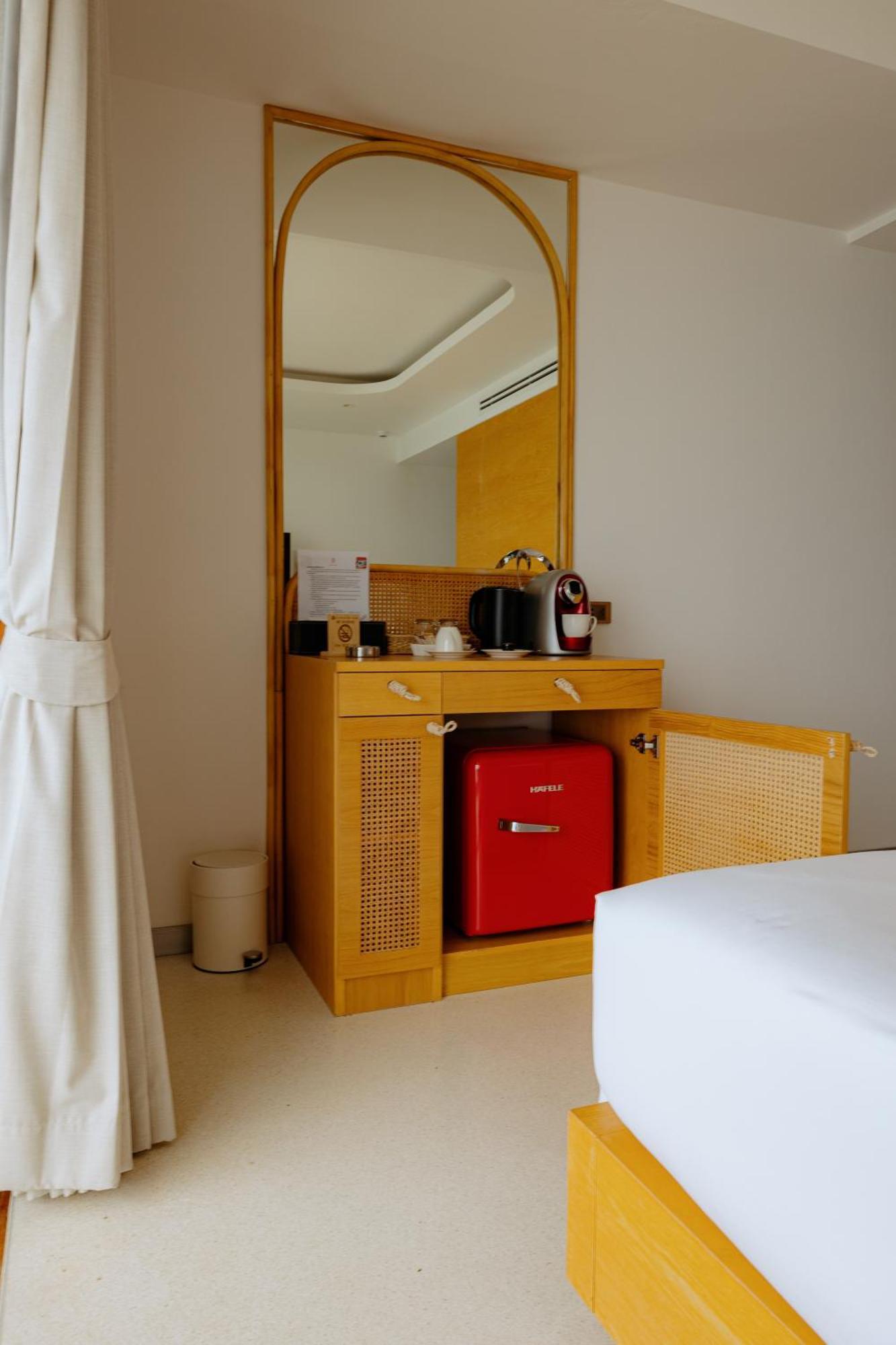 Elite Atoll Beachfront Hotel Khanom