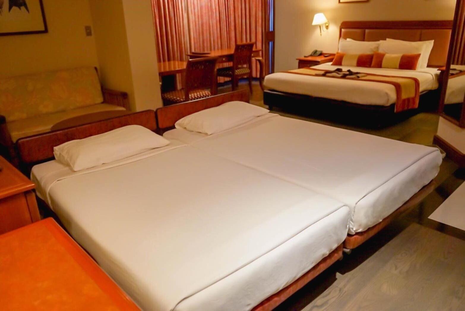 Topland & Convention Centre 4*