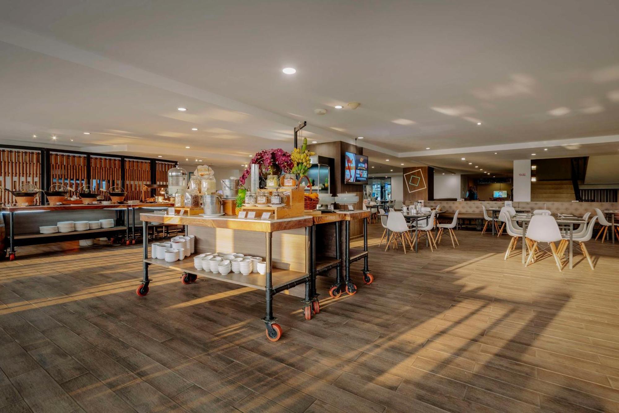 Radisson & Hua Hin Hotel 4*