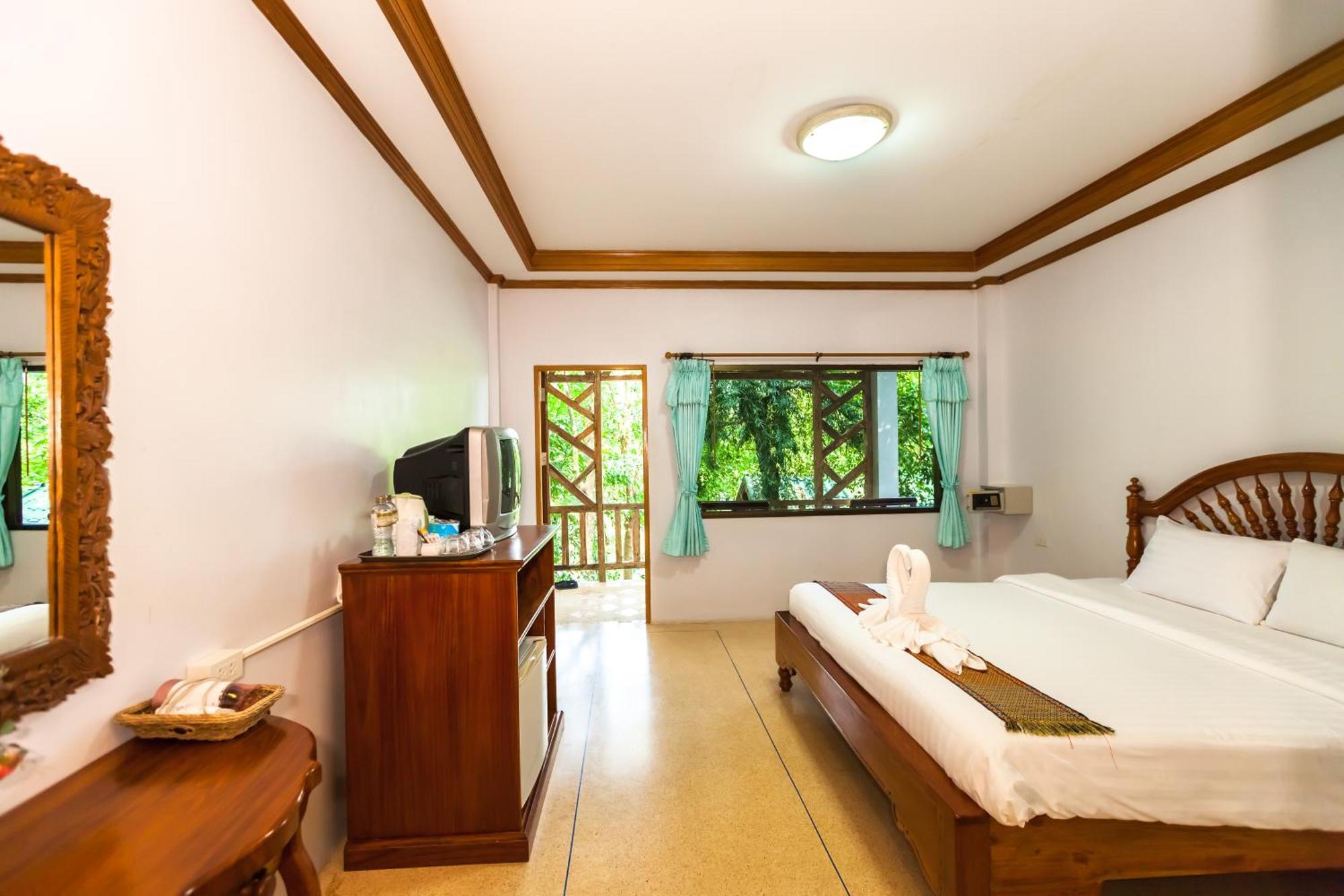 Hotel Chai Chet 4*